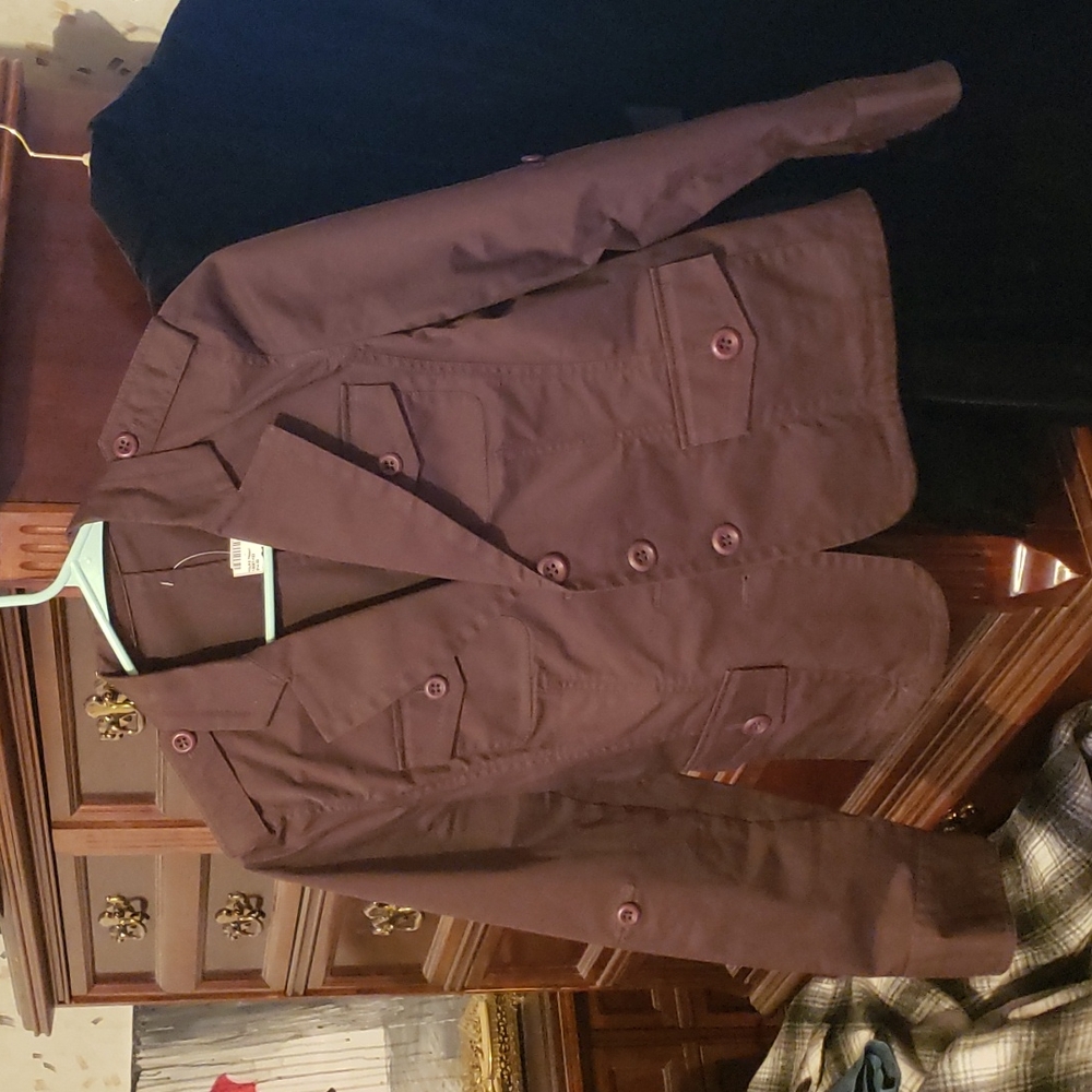 Brown jacket with button detail